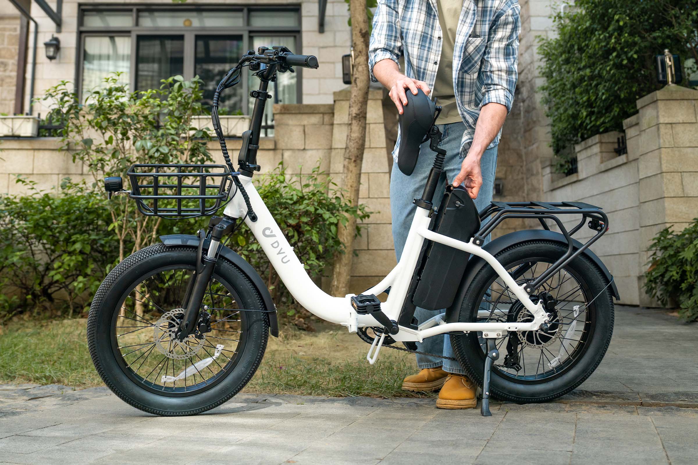 DYU C9 20 Inch Long-Range Ebike - Image 13